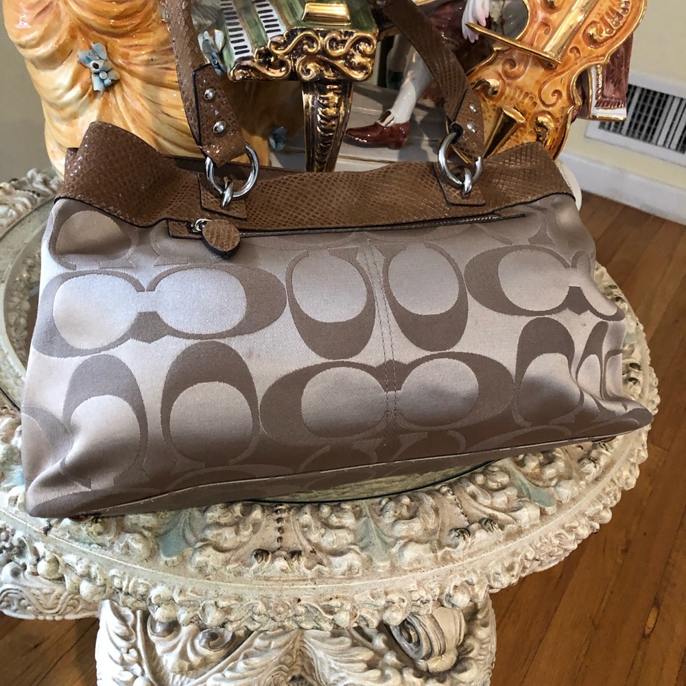 Coach bag - Picture 2 of 4
